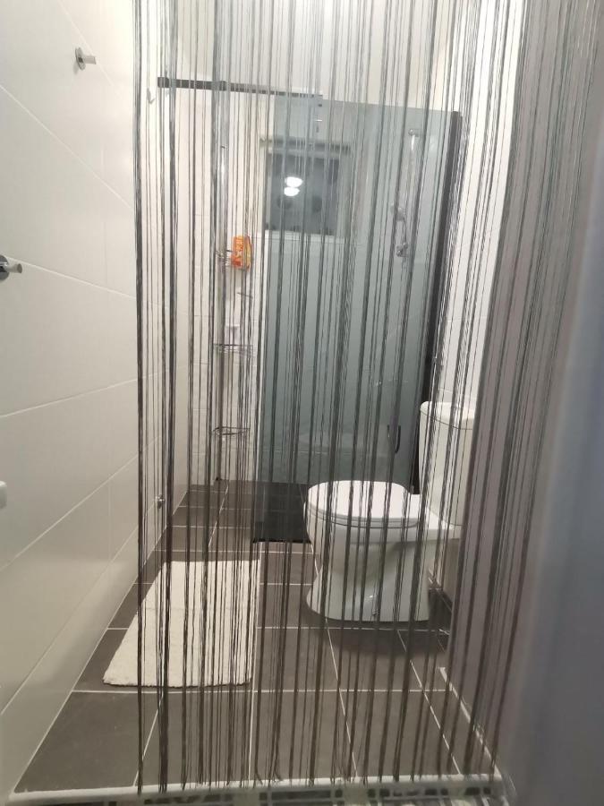 Red Square Apartment Пирот Экстерьер фото